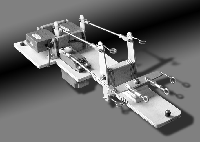 Steuereinheit f&uuml;r Leitwerk und Spornrad